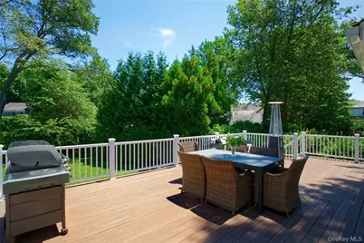 162 Manhasset Woods Road, Manhasset, NY 11030 - Photo 36