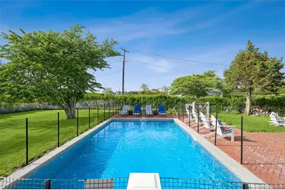 87 Foster Avenue, Hampton Bays, NY 11946 - Photo 20