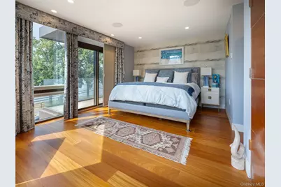 2151 Shore Boulevard, Astoria, NY 11105 - Photo 20