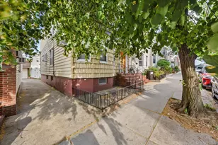 57-43 64th St, Maspeth, NY 11378 - Photo 34