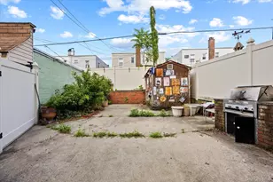 57-43 64th St, Maspeth, NY 11378 - Photo 32