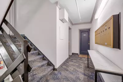 9 Edwards #1-F, Roslyn Heights, NY 11577 - Photo 10