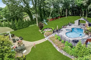 135 Round Swamp Rd, Huntington, NY 11743 - Photo 46