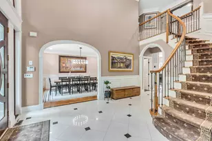 135 Round Swamp Rd, Huntington, NY 11743 - Photo 6