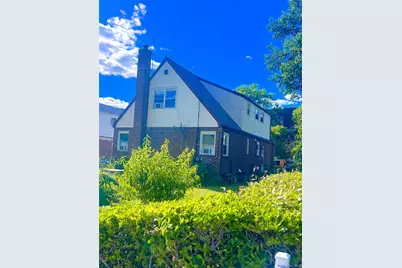 20020 42nd Avenue, Bayside, NY 11361 - Photo 4
