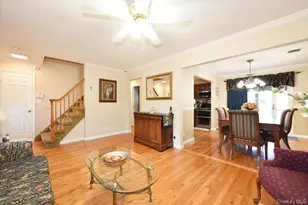 167 N Suffolk Ave, Massapequa, NY 11758 - Photo 8