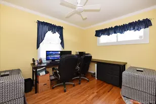 167 N Suffolk Ave, Massapequa, NY 11758 - Photo 18