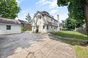 20 Spruce St, Great Neck, NY 11021 - Photo 24