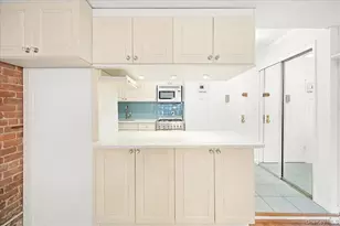 131 W 85th St, New York, NY 10024 - Photo 6