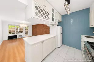 131 W 85th St, New York, NY 10024 - Photo 4