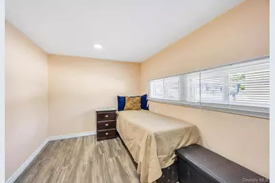 600 Broadway #D14, Amityville, NY 11701 - Photo 22