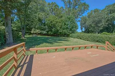 185 Pinewood Road, Hartsdale, NY 10530 - Photo 16