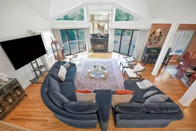 2 Meadowwood Lane, Rye, NY 10580 - Photo 16