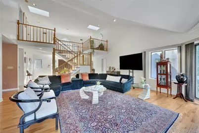 2 Meadowwood Lane, Rye, NY 10580 - Photo 4