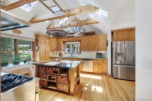 1950 Baldwin Rd, Yorktown Heights, NY 10598 - Photo 8