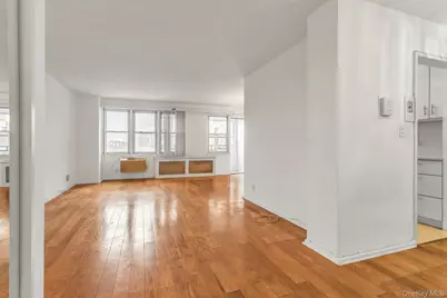 138-10 Franklin Avenue #9J, Flushing, NY 11355 - Photo 6