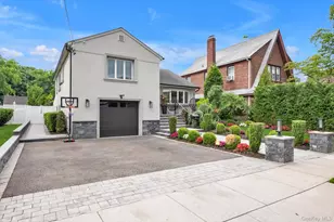 26 Abrams Pl, Lynbrook, NY 11563 - Photo 24