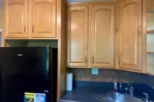 264-17 73rd Ave, Glen Oaks, NY 11004 - Photo 6