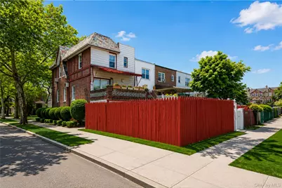 3026 Avenue T, Brooklyn, NY 11229 - Photo 32