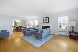 108 Muirfield Rd, Rockville Centre, NY 11570 - Photo 2