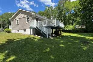 18 Montfort Woods Rd, Wappingers Falls, NY 12590 - Photo 2