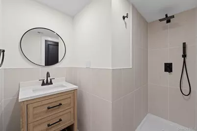 86 E 13th Street, South Huntington, NY 11746 - Photo 16