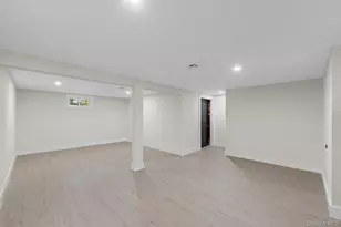 86 E 13th St, South Huntington, NY 11746 - Photo 18