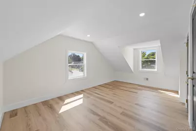 86 E 13th Street, South Huntington, NY 11746 - Photo 20