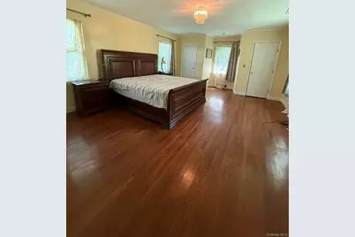 10 Hempton Road, Great Neck, NY 11020 - Photo 6