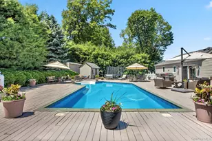 28 View Rd, East Setauket, NY 11733 - Photo 22