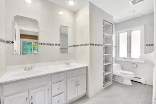 28 View Rd, East Setauket, NY 11733 - Photo 14