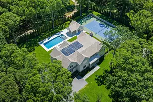 225 Norris Ln, Bridgehampton, NY 11932 - Photo 4
