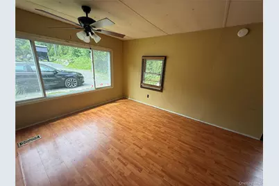 20 Tanglewood Park Drive, Marlboro, NY 12542 - Photo 4