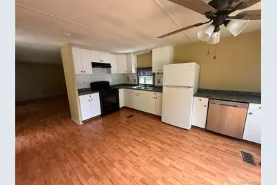20 Tanglewood Park Drive, Marlboro, NY 12542 - Photo 2