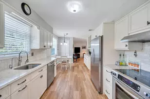 3 Laura Ct, Nesconset, NY 11767 - Photo 6