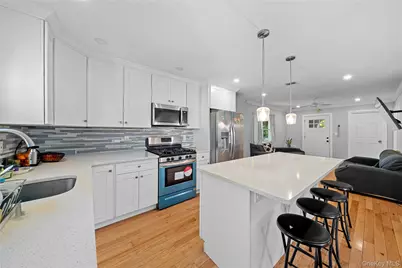 244 Sheridan Street, Westbury, NY 11590 - Photo 10