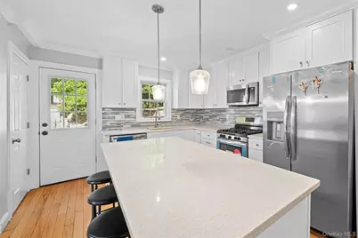 244 Sheridan Street, Westbury, NY 11590 - Photo 8