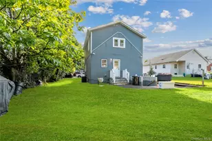 244 Sheridan St, Westbury, NY 11590 - Photo 24