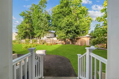 244 Sheridan Street, Westbury, NY 11590 - Photo 22