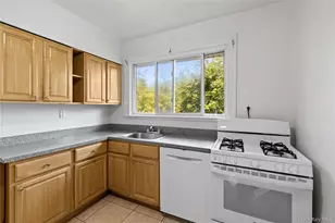 245 W Walnut St, Long Beach, NY 11561 - Photo 2