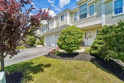 186 Sara Lane #7D, Newburgh, NY 12550 - Photo 1