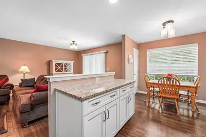 186 Sara Lane #7D, Newburgh, NY 12550 - Photo 14