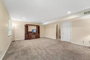 186 Sara Ln, Newburgh, NY 12550 - Photo 36