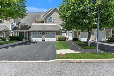 160 Christine Drive, Dix Hills, NY 11746 - Photo 4