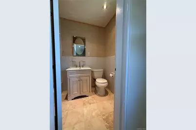 1201 E Broadway #H-22, Hewlett, NY 11557 - Photo 26