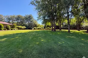 173 Knolls Dr, Stony Brook, NY 11790 - Photo 14