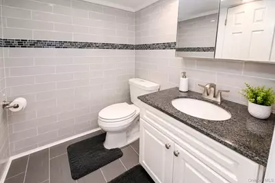 13337 118th Street, Ozone Park, NY 11420 - Photo 6