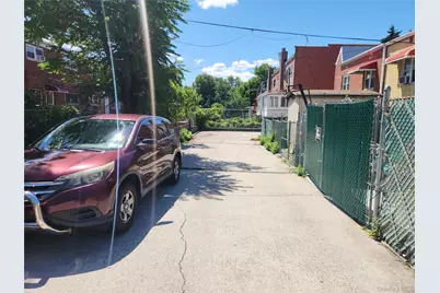 3324 Gunther Avenue, Bronx, NY 10469 - Photo 30