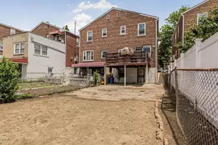 4133 Grace Ave, Bronx, NY 10466 - Photo 16
