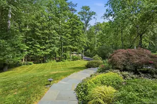 17 Stoutenburgh Dr, Hyde Park, NY 12538 - Photo 40
